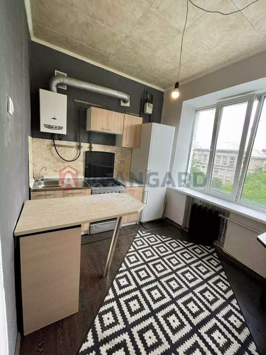 3 . , 79/-/8 . ., 5/5   2