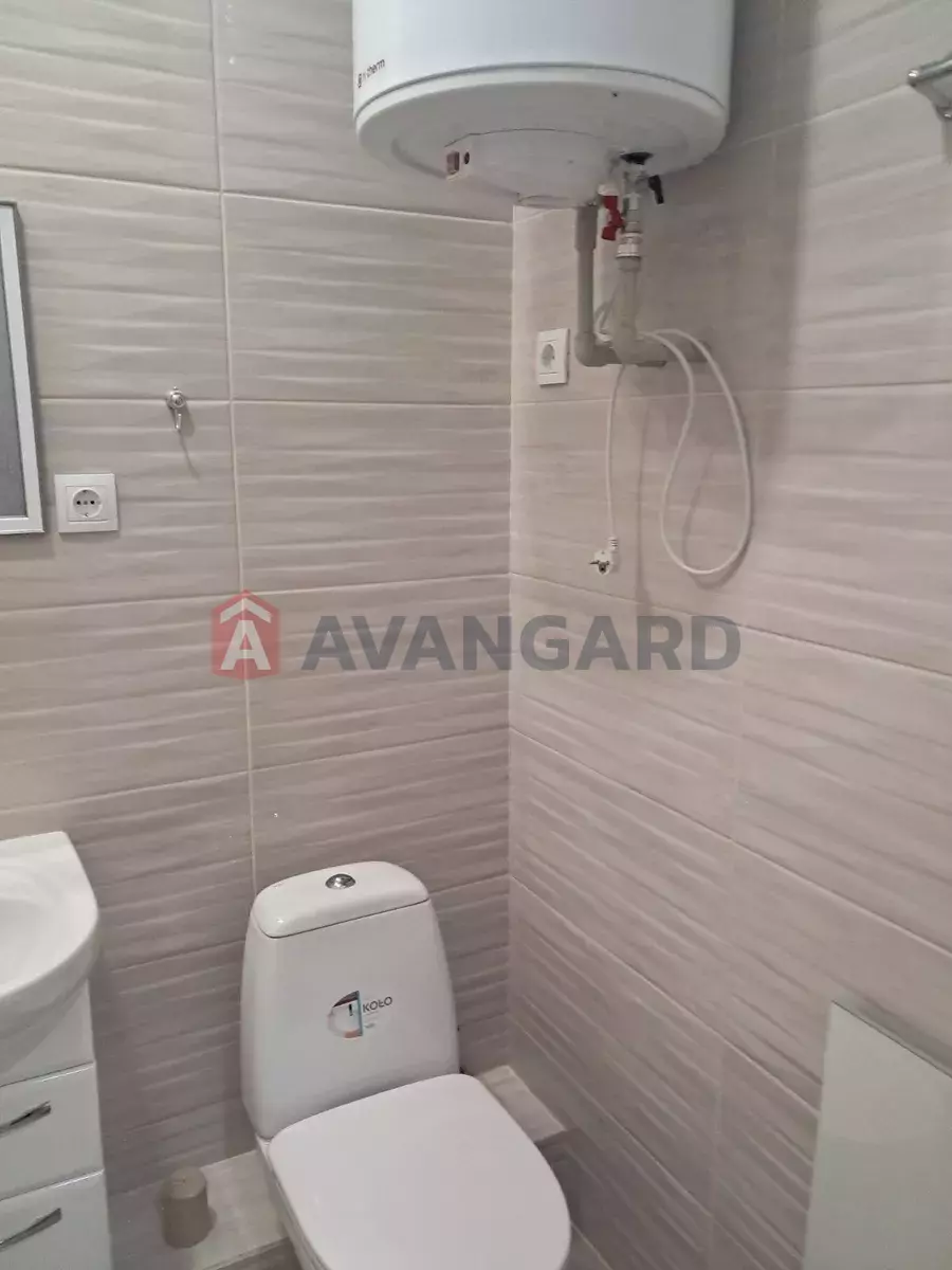 1 ����. ��������, 30/-/4 ��. �., 3/4 ���� ���� 3