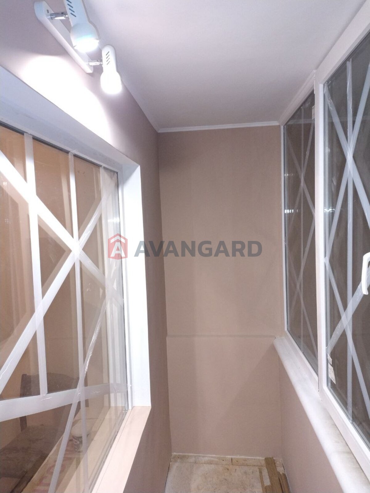 1 ����. ��������, 32/18/8 ��. �., 3/9 ���� ���� 10