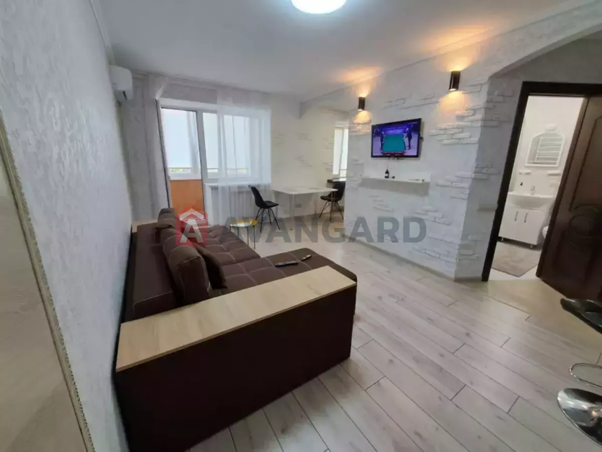 1 ��. ��������, 32/20/10 ��. �., 4/5 ������ ���� 1