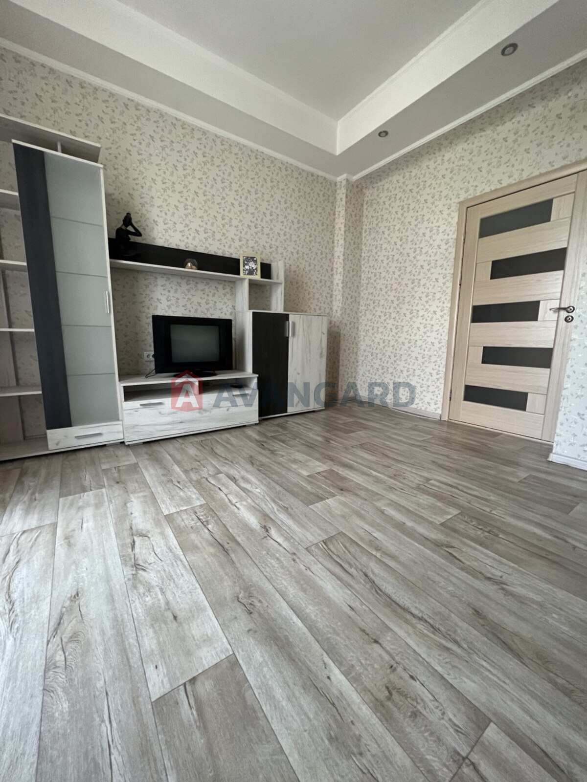 2 ��. ��������, 50/28/7 ��. �., 4/5 ������ ���� 6