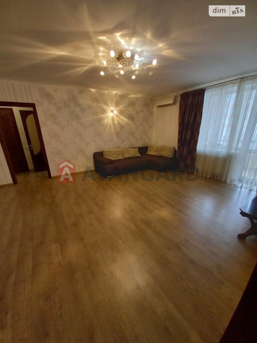 3 ����. ��������, 100/55/16 ��. �., 4/9 ���� ���� 24