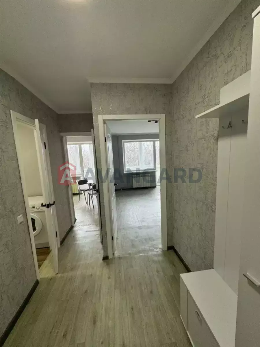 1 ����. ��������, 40/18/8 ��. �., 4/12 ���� ���� 4