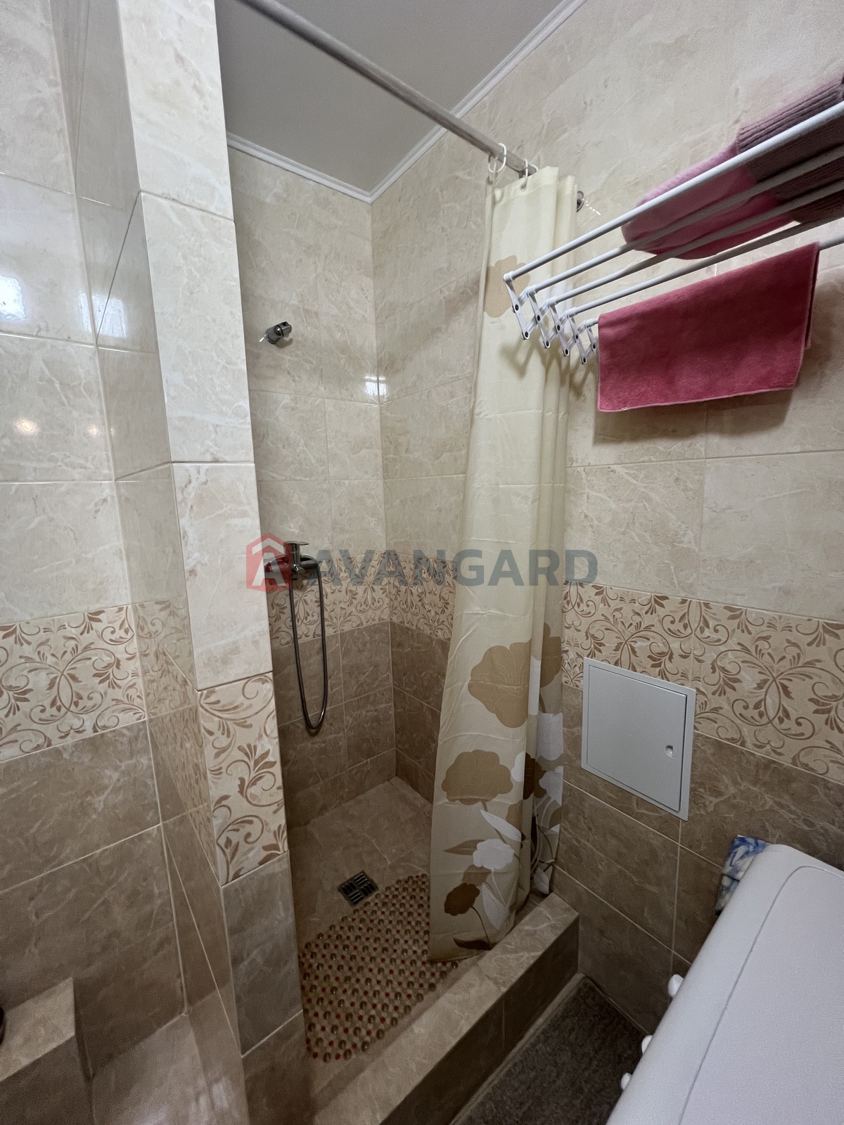 1 ��. ��������, 43/-/12 ��. �., 18/25 ������ ���� 9