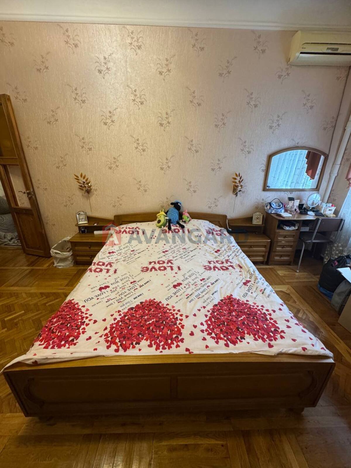 3 ��. ��������, 73/10/55 ��. �., 4/4 ������ ���� 15