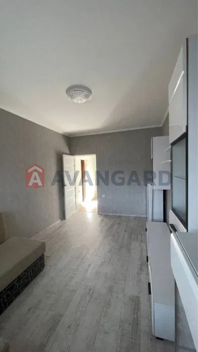 3 ����. ��������, 137/-/- ��. �., 1/3 ���� ���� 14