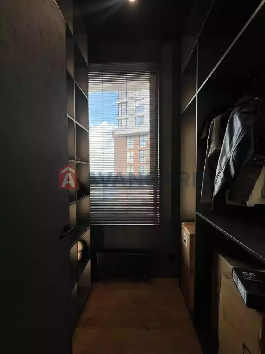 3 ����. ��������, 90/30/18 ��. �., 18/19 ���� ���� 12