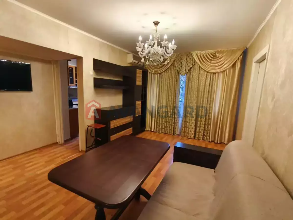 2 ��. ��������, 46/30/6 ��. �., 2/5 ������ ���� 1