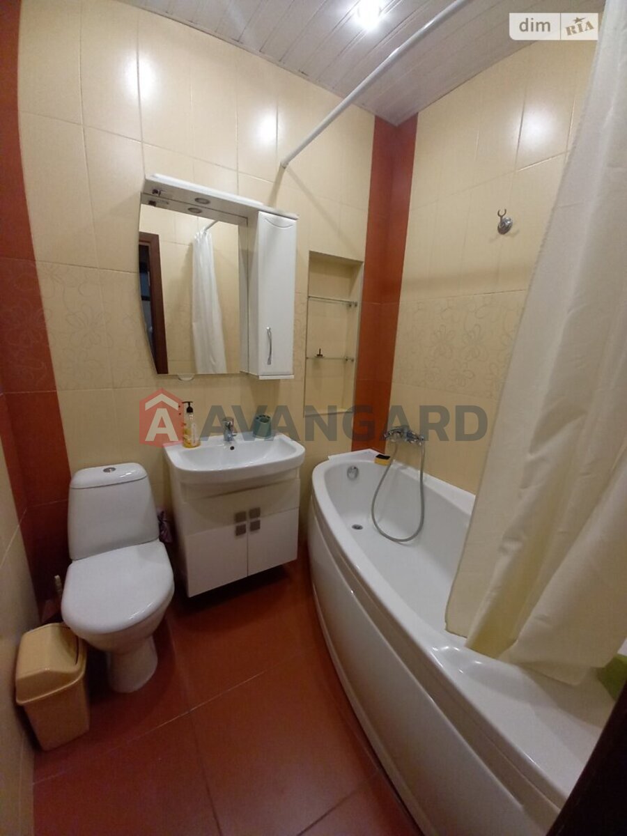 3 ����. ��������, 100/55/16 ��. �., 4/9 ���� ���� 20