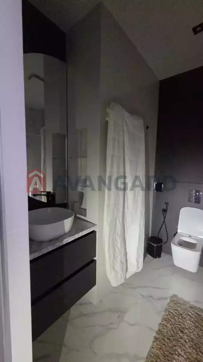 2 ��. ��������, 50/40/10 ��. �., 19/24 ������ ���� 21