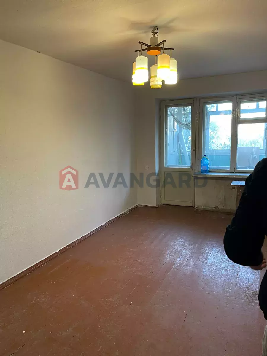 2 ����. ��������, 60/-/7 ��. �., 6/9 ���� ���� 9