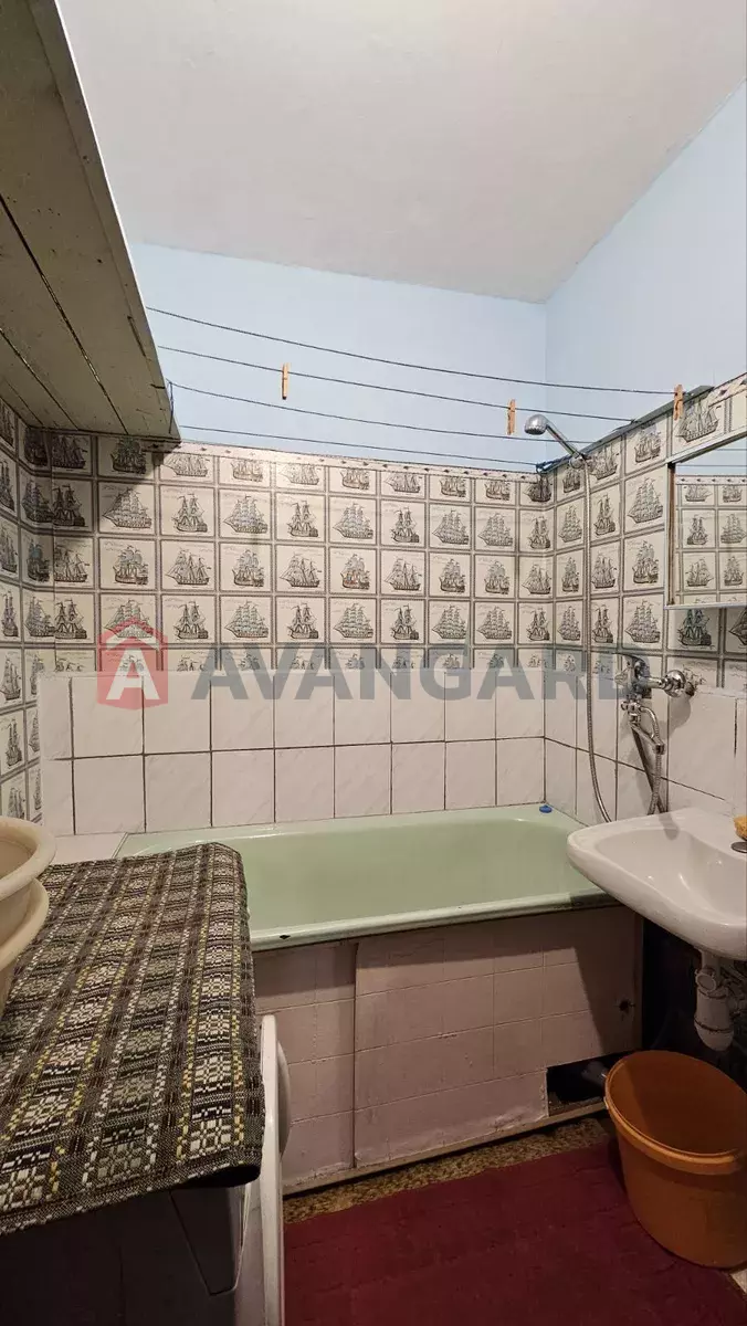 2 ��. ��������, 47/-/8 ��. �., 9/9 ������ ���� 12