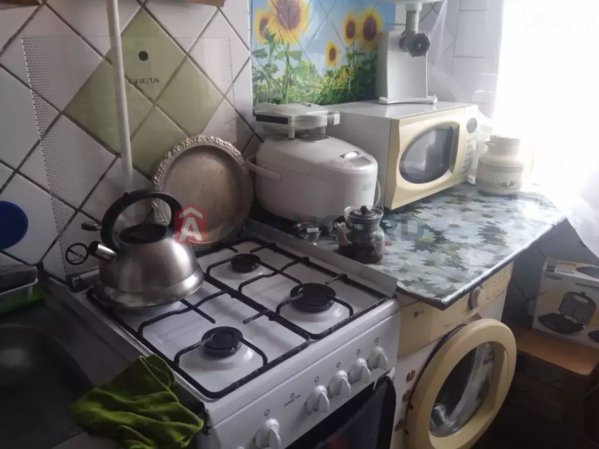 1 ����. ��������, 68/-/6 ��. �., 4/5 ���� ���� 5