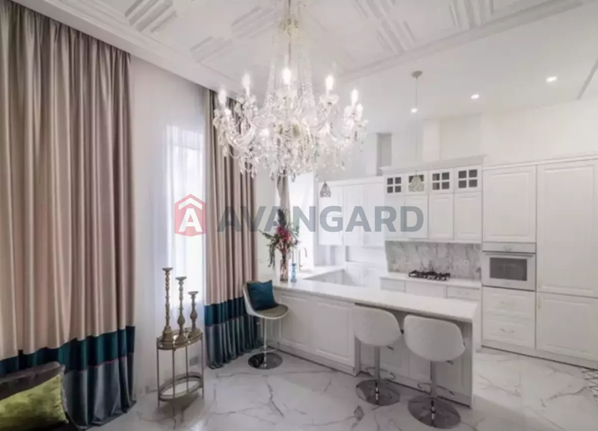 3 ��. ��������, 68/-/- ��. �., 2/3 ������ ���� 5