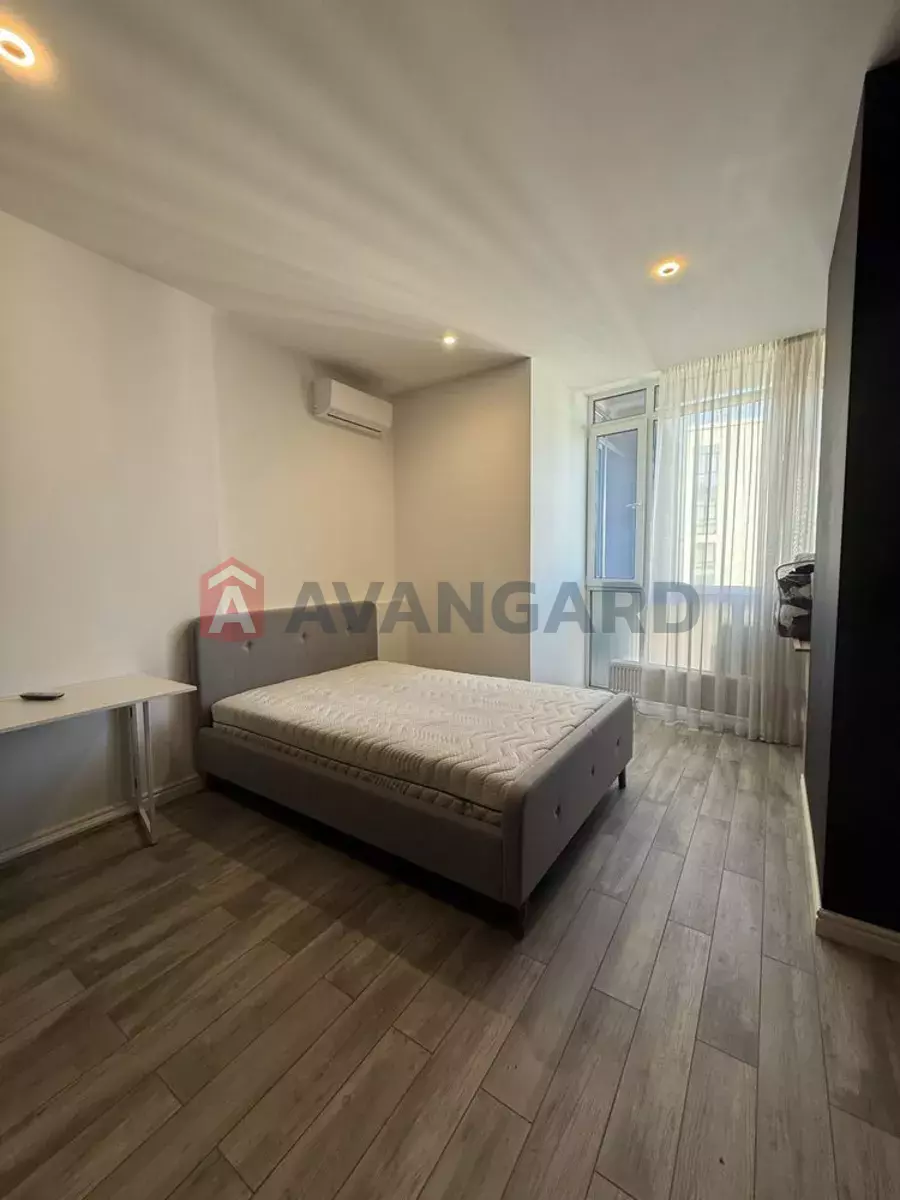 3 ����. ��������, 72/-/25 ��. �., 23/24 ���� ���� 5