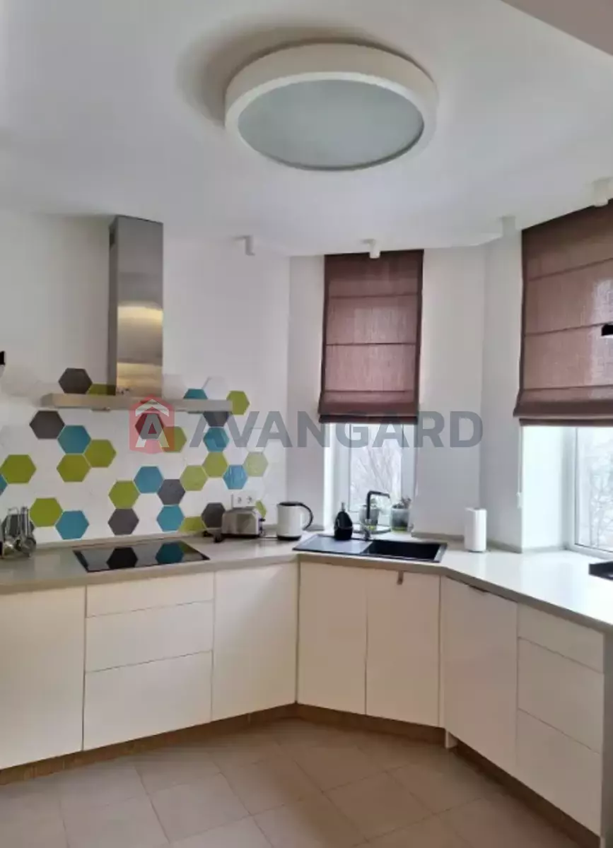 1 ����. ��������, 38/-/- ��. �., 3/5 ���� ���� 1