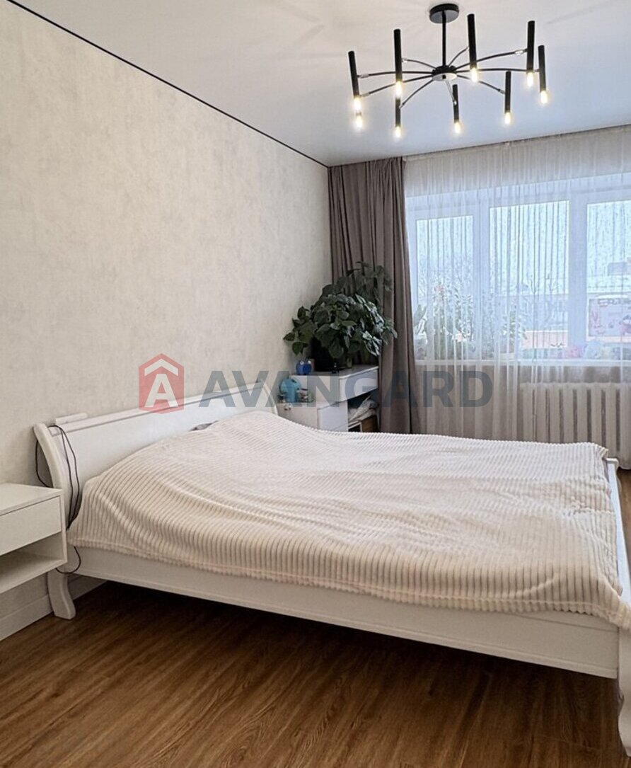 2 ����. ��������, 43/28/7 ��. �., 4/5 ���� ���� 1