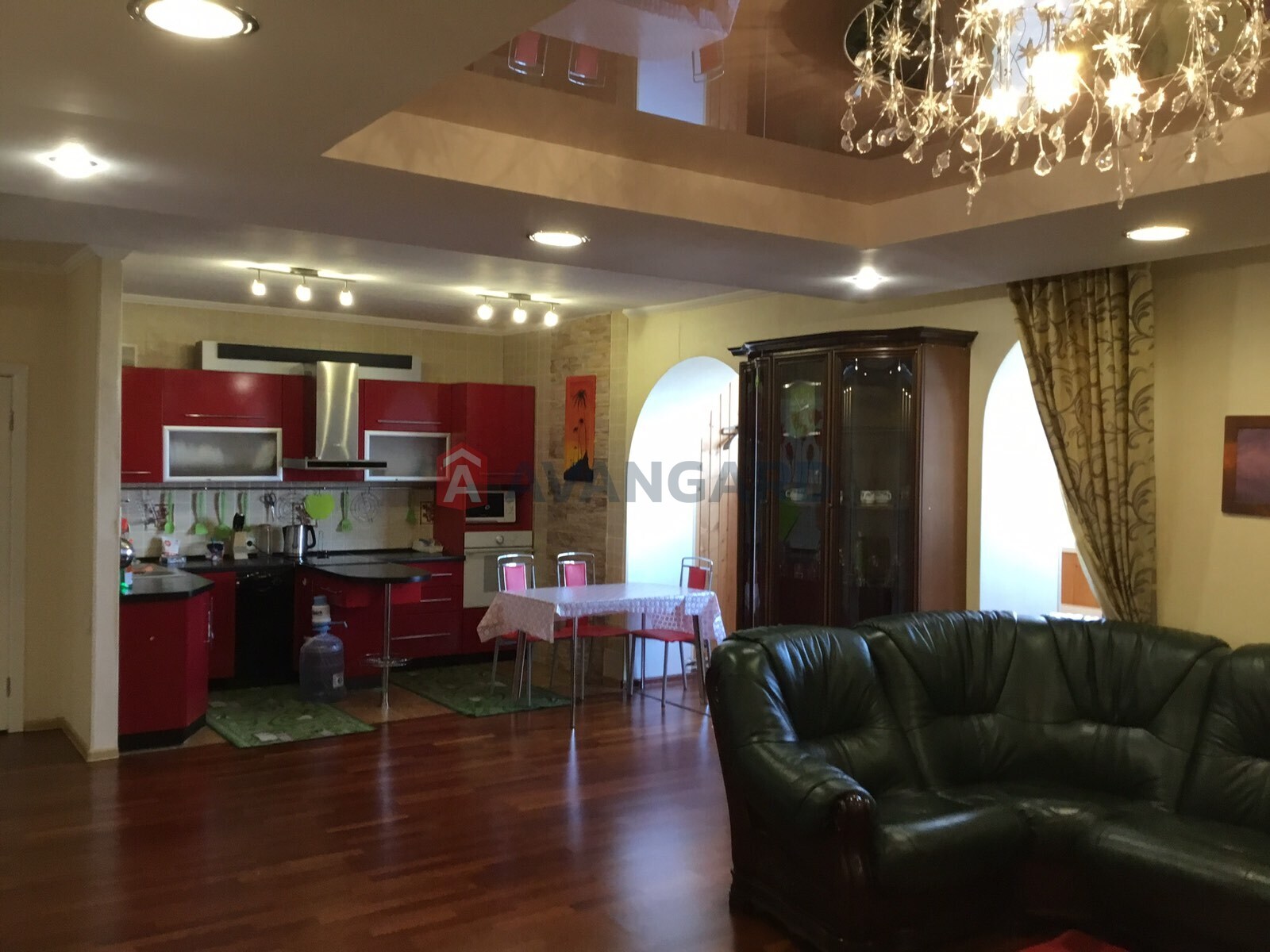 3 ��. ��������, 120/-/17 ��. �., 10/17 ������ ���� 5