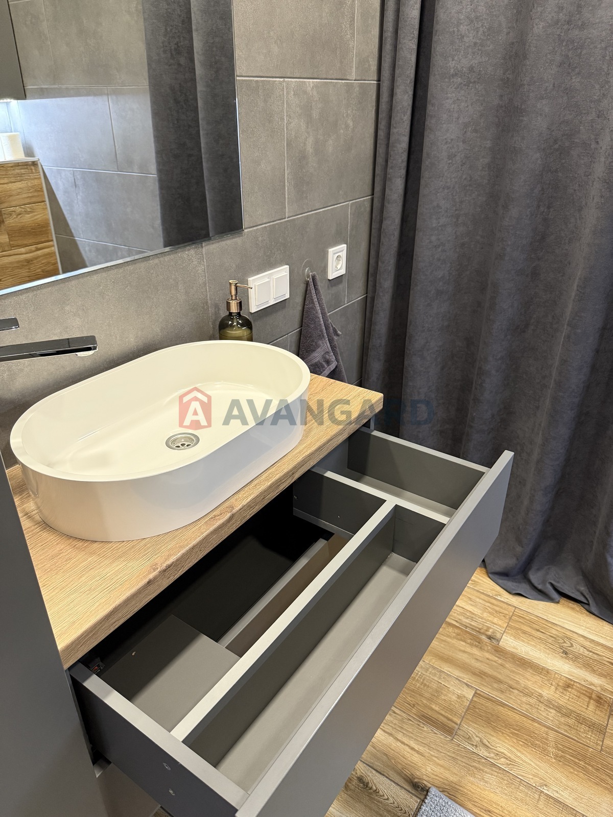 1 ��. ��������, 47/23/16 ��. �., 9/16 ������ ���� 6