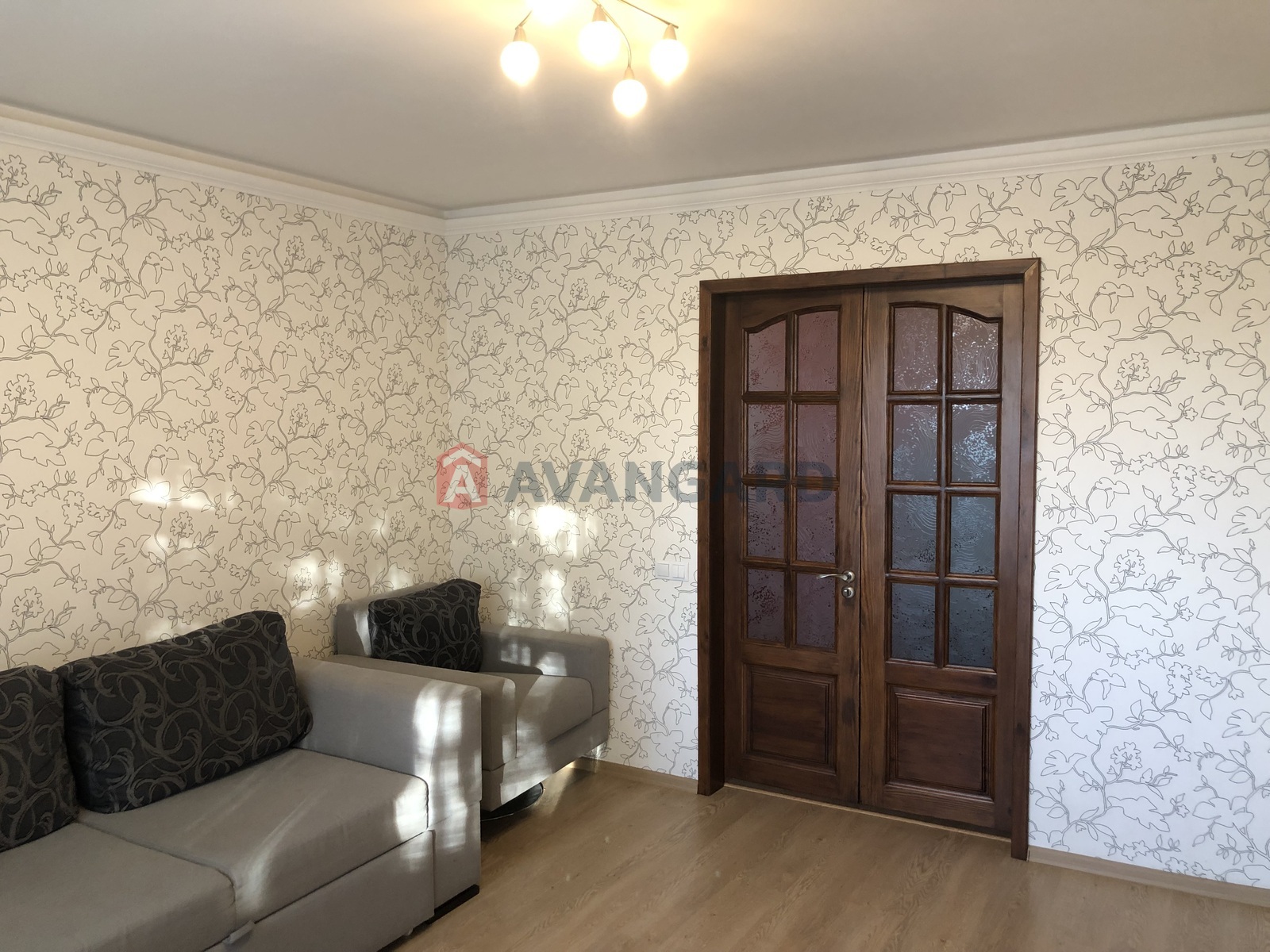 1 ��. ��������, 68/41/10 ��. �., 5/9 ������ ���� 6