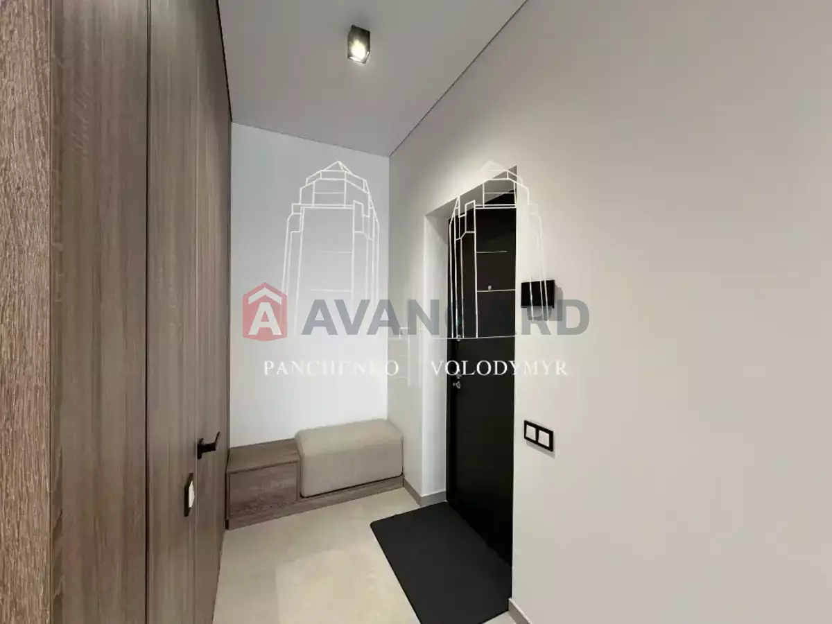 3 ��. ��������, 115/-/25 ��. �., 5/14 ������ ���� 8