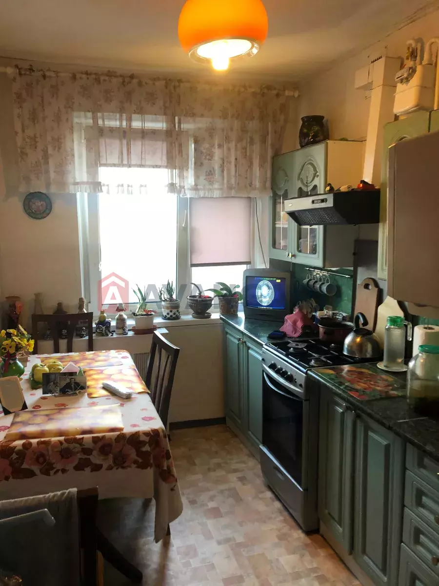 1 . , 64/-/8 . ., 5/9   7