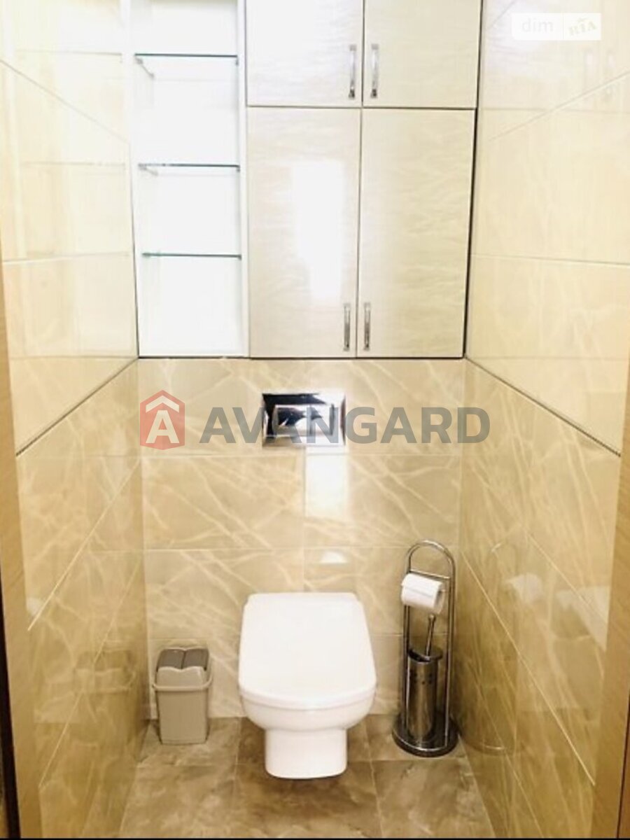 1 ��. ��������, 45/16/15 ��. �., 2/10 ������ ���� 9