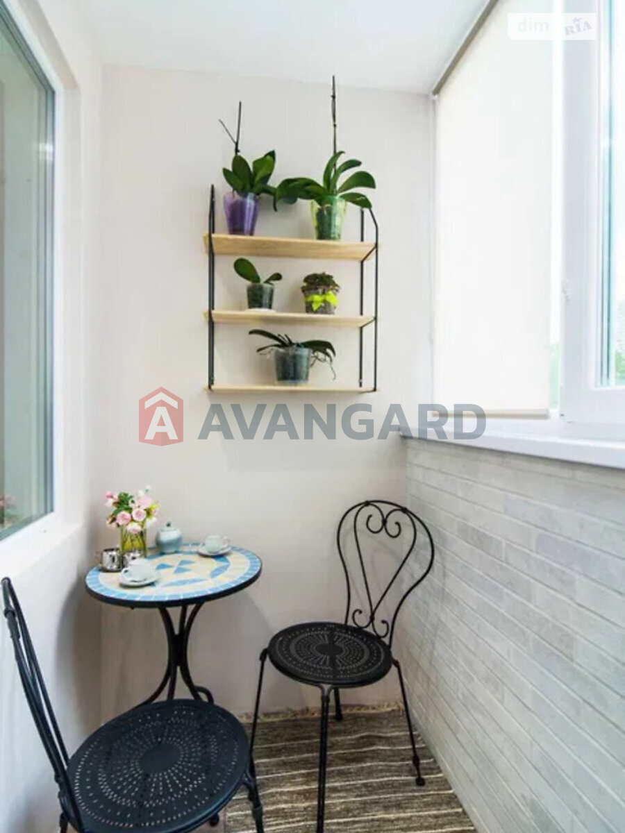 1 ��. ��������, 31/-/- ��. �., 3/17 ������ ���� 12