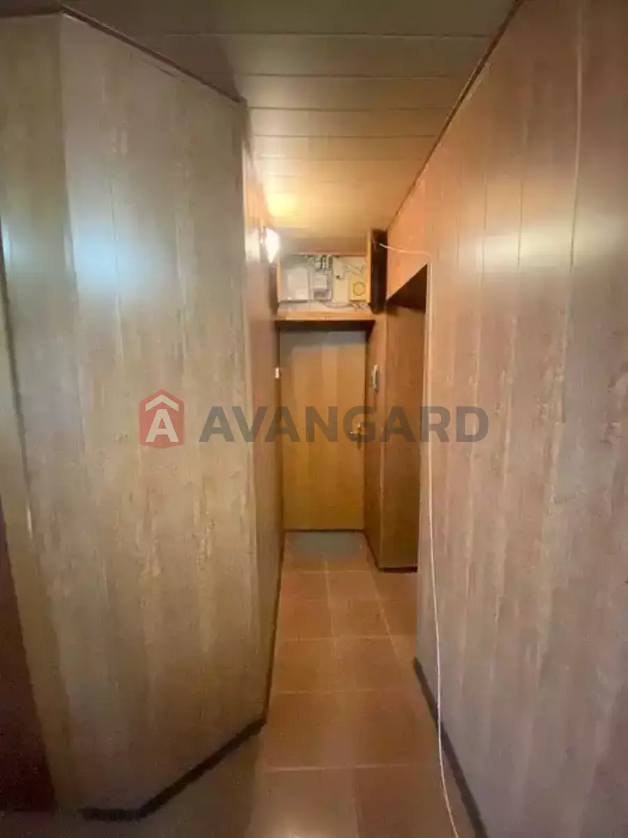 3 ��. ��������, 71/50/8 ��. �., 4/9 ������ ���� 11