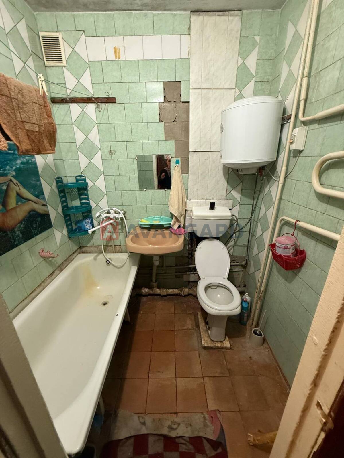 1 ��. ��������, 33/17/7 ��. �., 4/5 ������ ���� 7