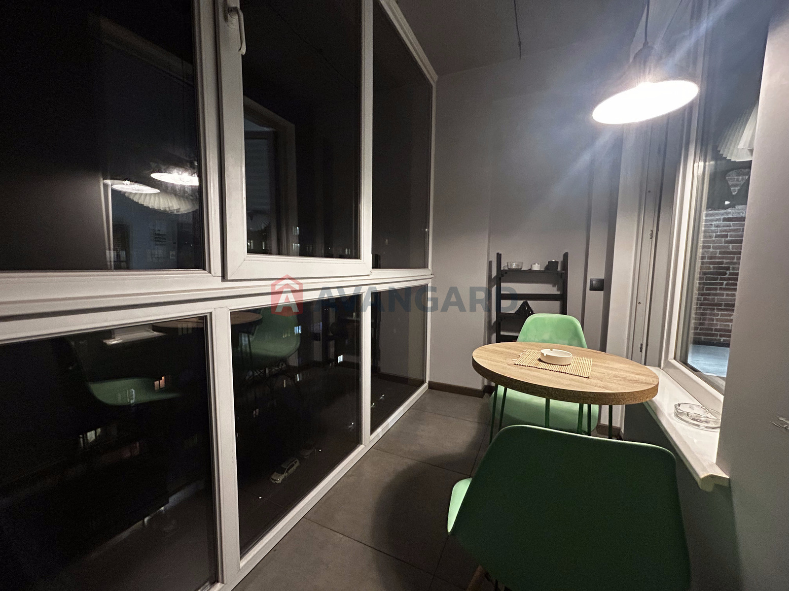 2 ��. ��������, 100/33/40 ��. �., 10-11/11 ������ ���� 20