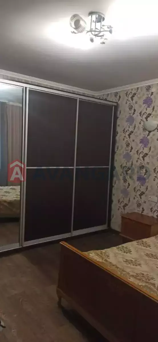 1 ��. ��������, 32/-/- ��. �., 1/2 ������ ���� 6