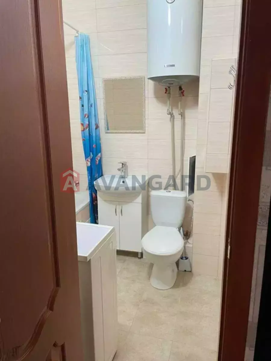 1 . , 39/-/6 . ., 8/9   16