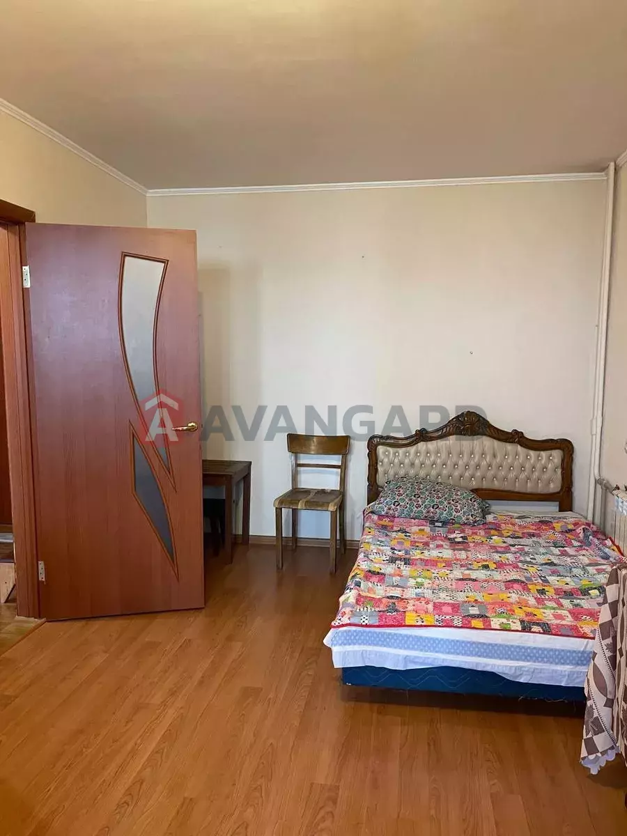 1 ����. ��������, 40/-/9 ��. �., 12/16 ���� ���� 2