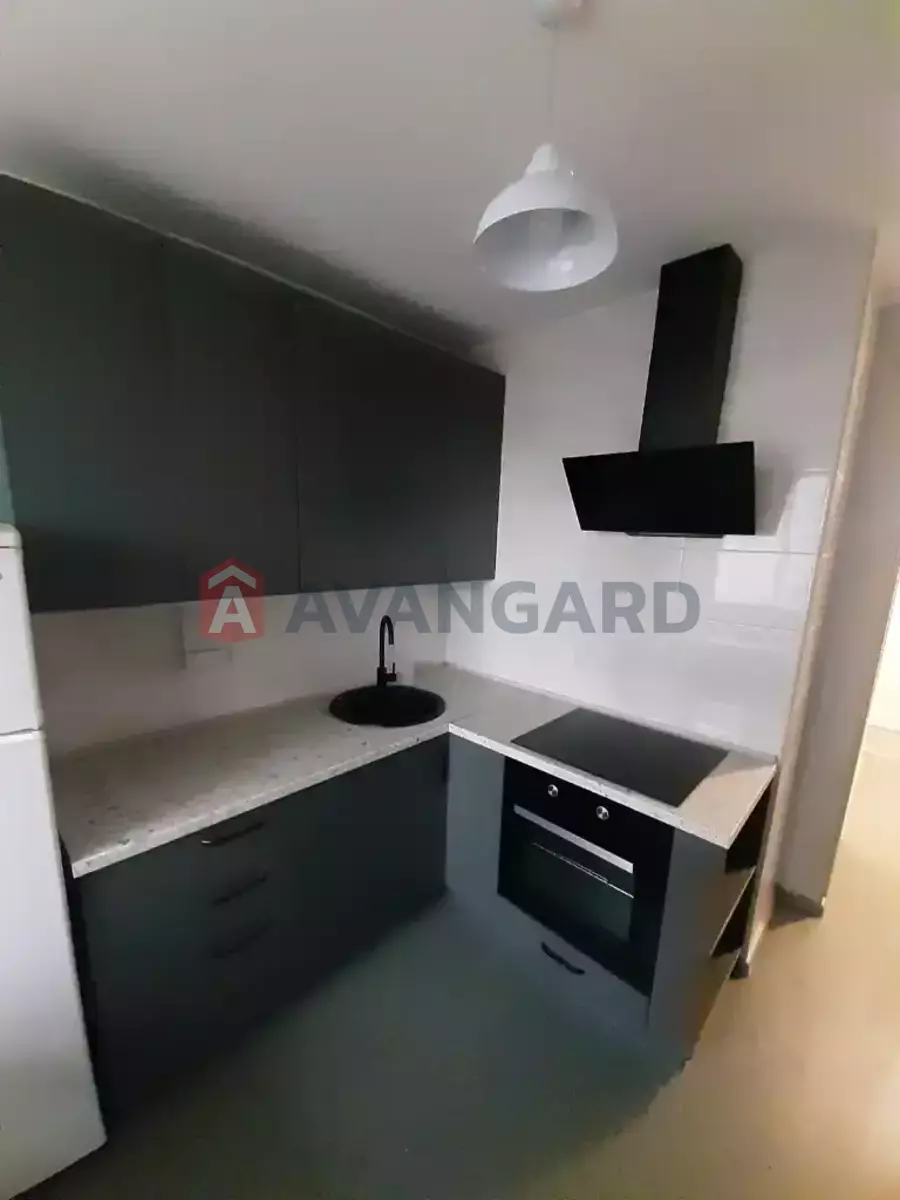 1 ����. ��������, 40/19/8 ��. �., 9/16 ���� ���� 1