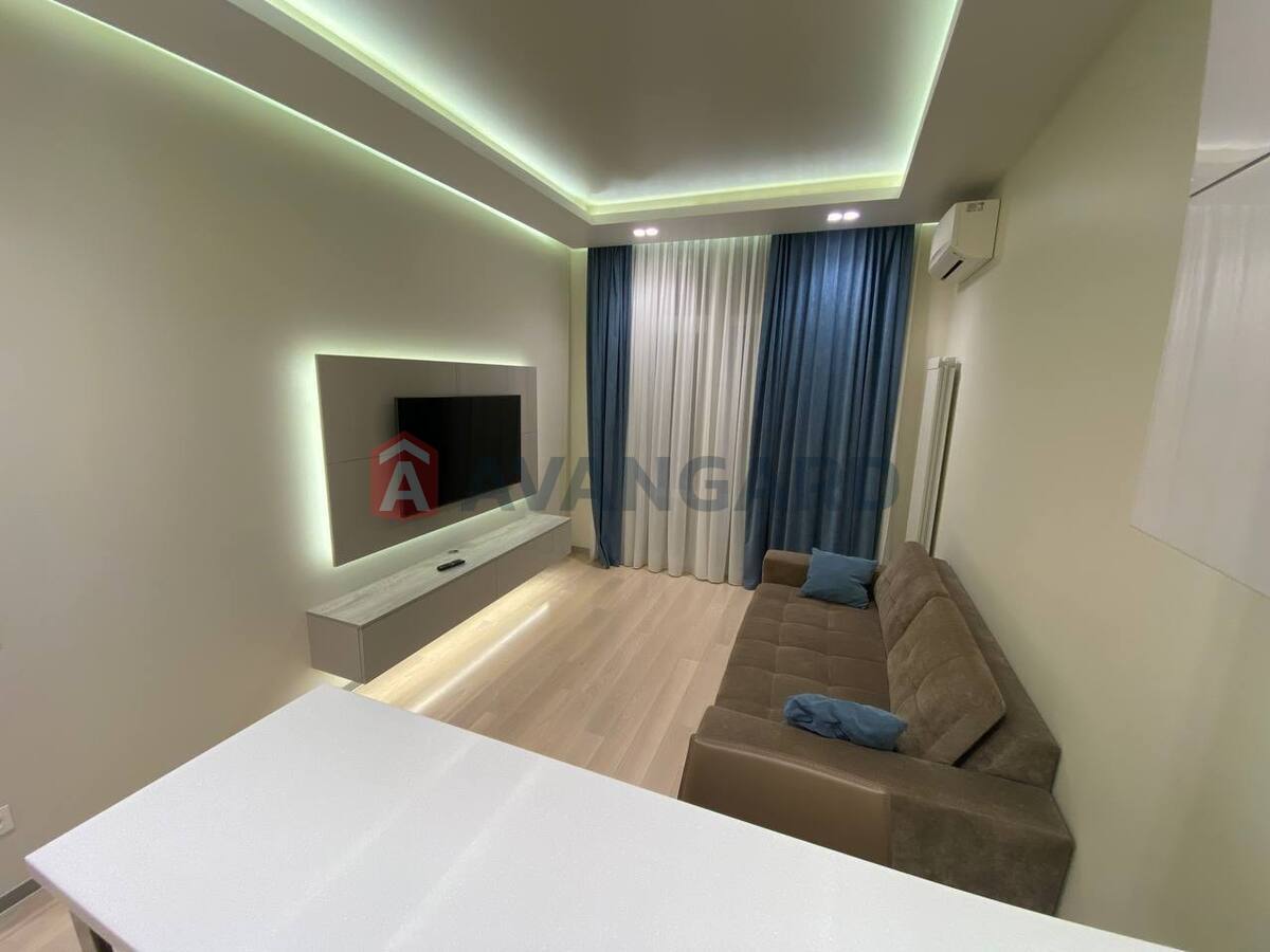 2 ����. ��������, 50/-/- ��. �., 4/17 ���� ���� 1