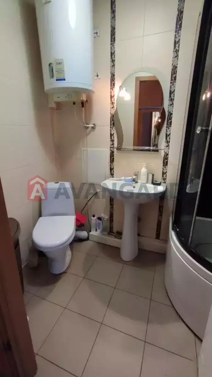 2 ��. ��������, 67/-/8 ��. �., 8/9 ������ ���� 5