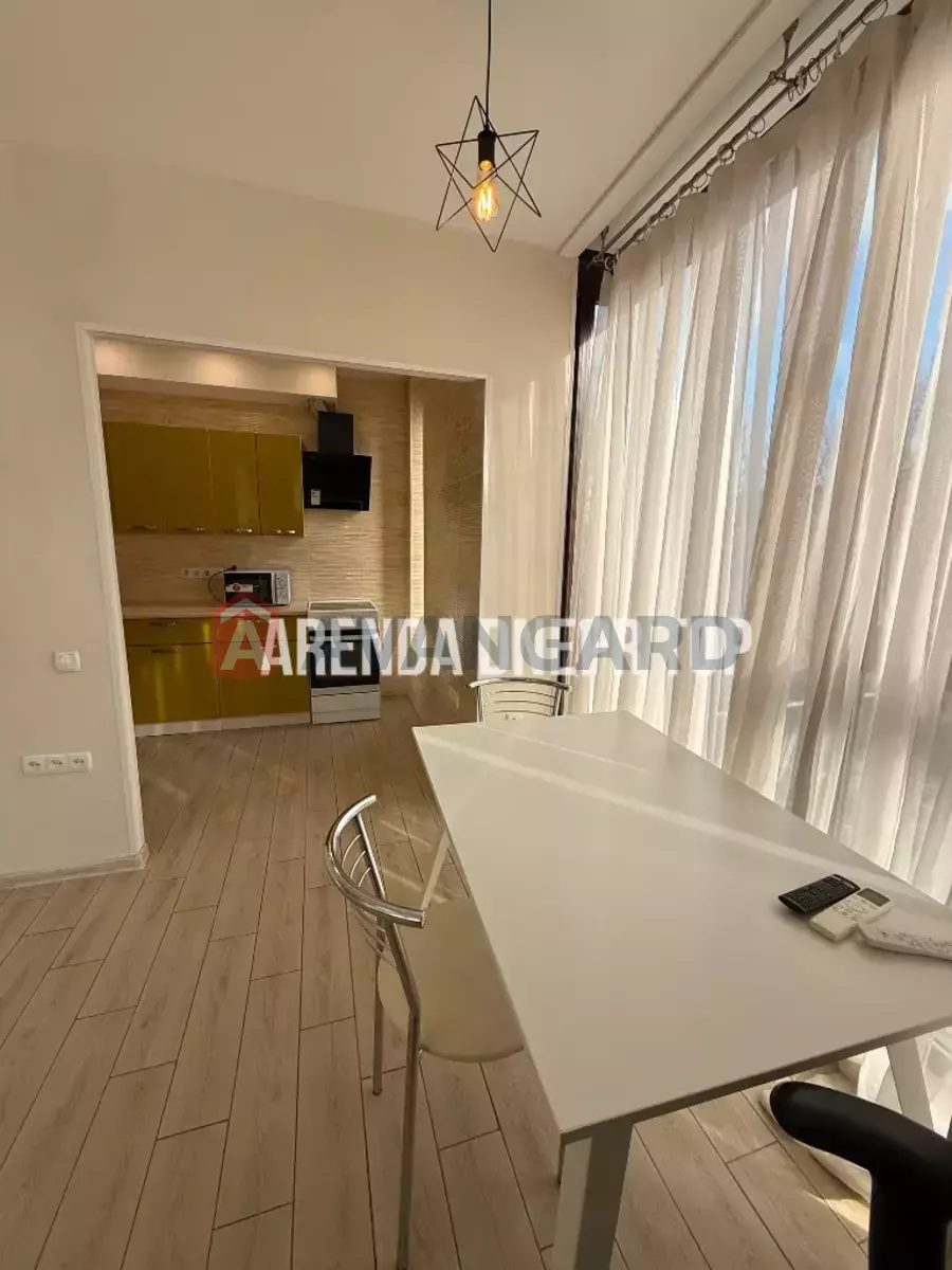 1 . , 44/-/- . ., 3/5   7