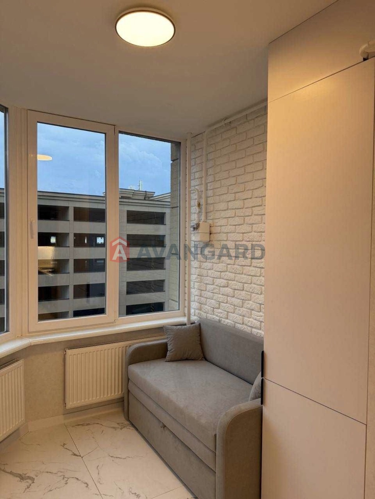 1 ��. ��������, 40/20/18 ��. �., 7/10 ������ ���� 16