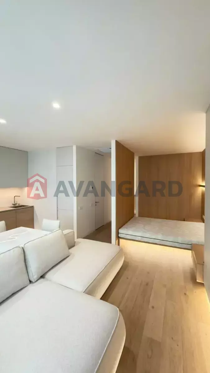 1 ����. ��������, 45/30/16 ��. �., 19/28 ���� ���� 9