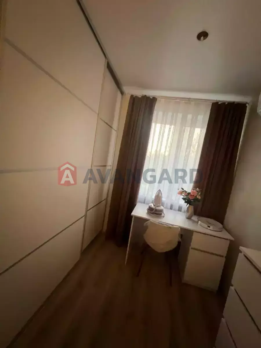 1 ��. ��������, 30/-/- ��. �., 6/9 ������ ���� 20