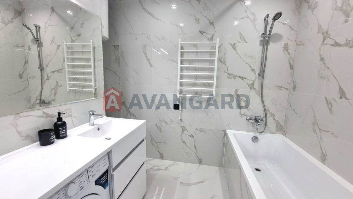 2 ��. ��������, 51/-/10 ��. �., 11/18 ������ ���� 20