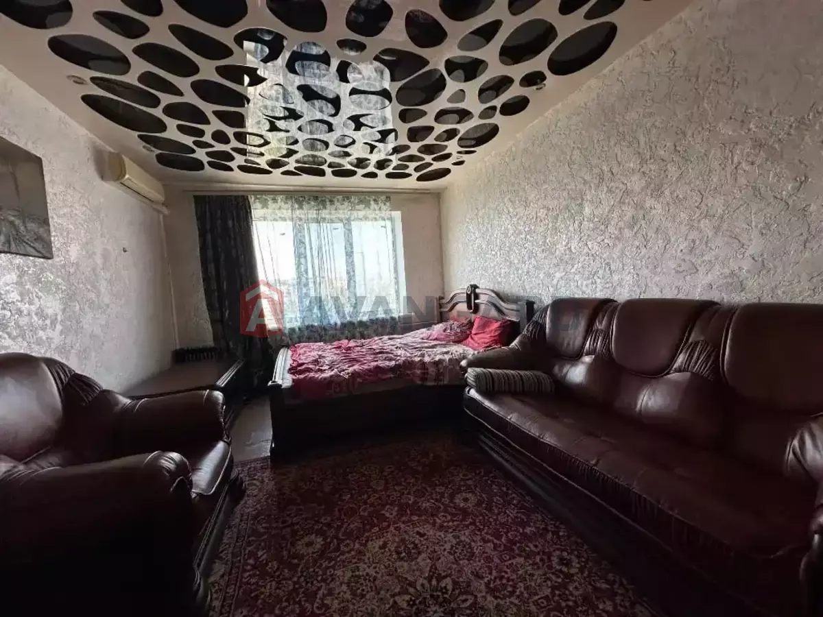 1 ��. ��������, 40/20/9 ��. �., 9/9 ������ ���� 4