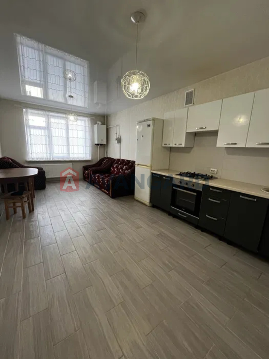 1 ��. ��������, 59/-/22 ��. �., 6/9 ������ ���� 4