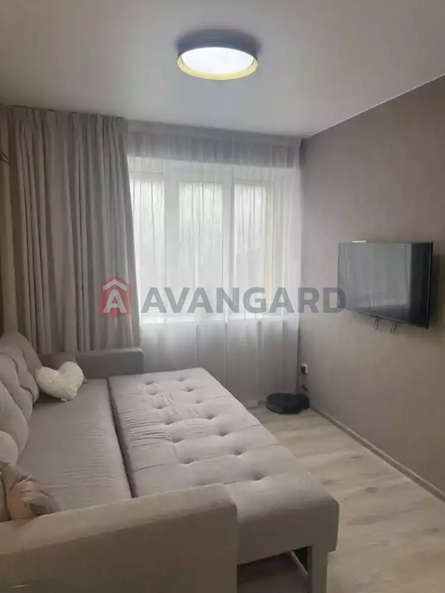 1 ��. ��������, 27/-/- ��. �., 3/9 ������ ���� 2