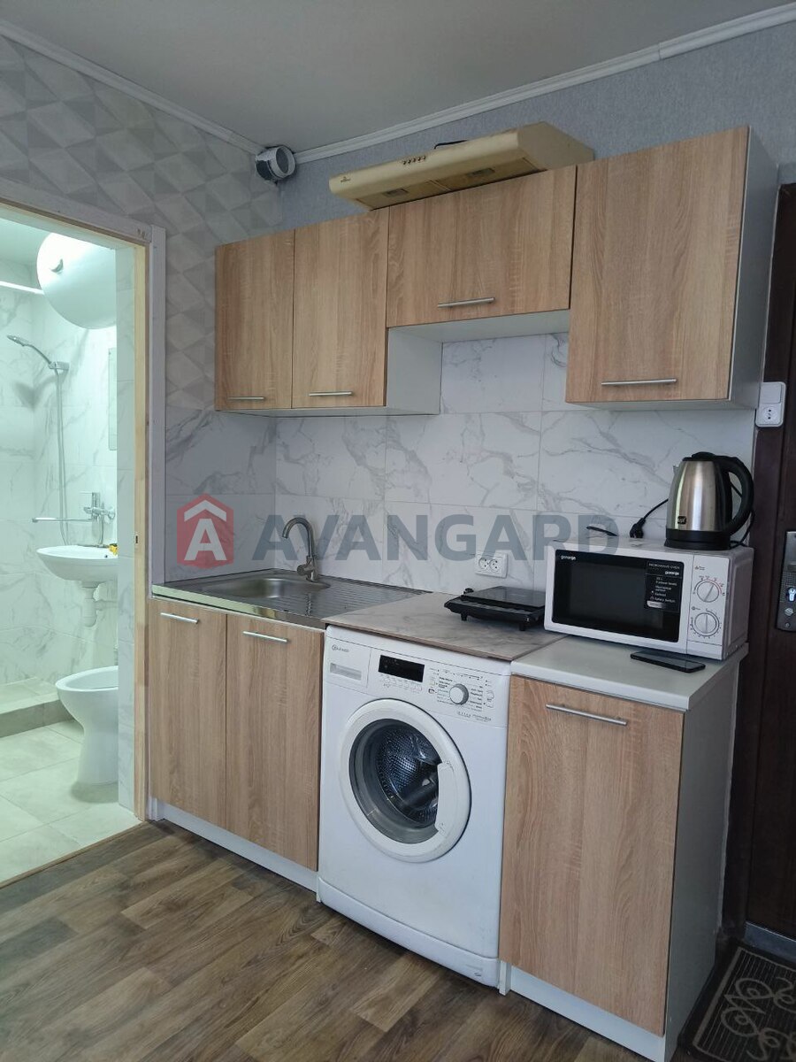 2 ����. ��������, 30/-/- ��. �., 2/5 ���� ���� 16