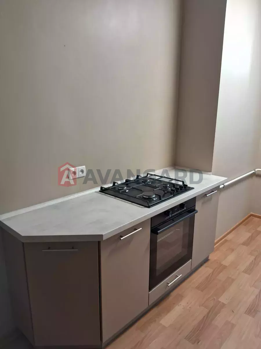 1 ��. ��������, 47/-/14 ��. �., 4/9 ������ ���� 5