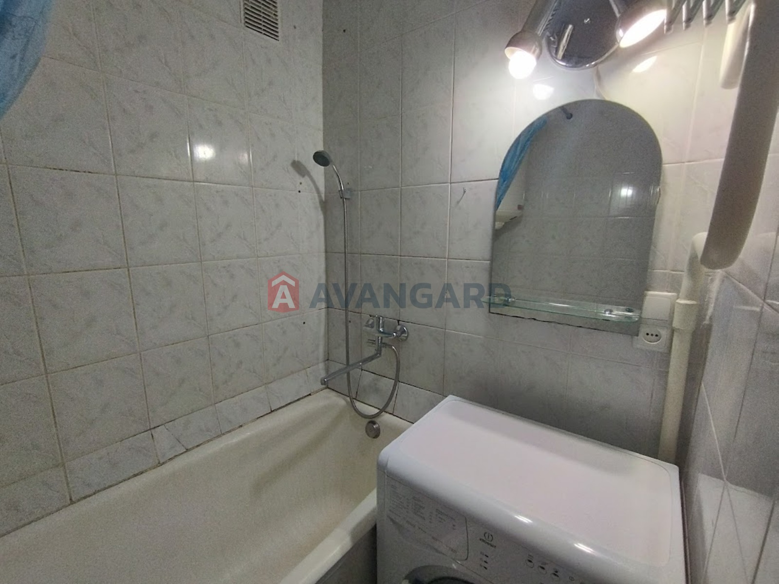 2 ��. ��������, 45/9/28 ��. �., 7/9 ������ ���� 7