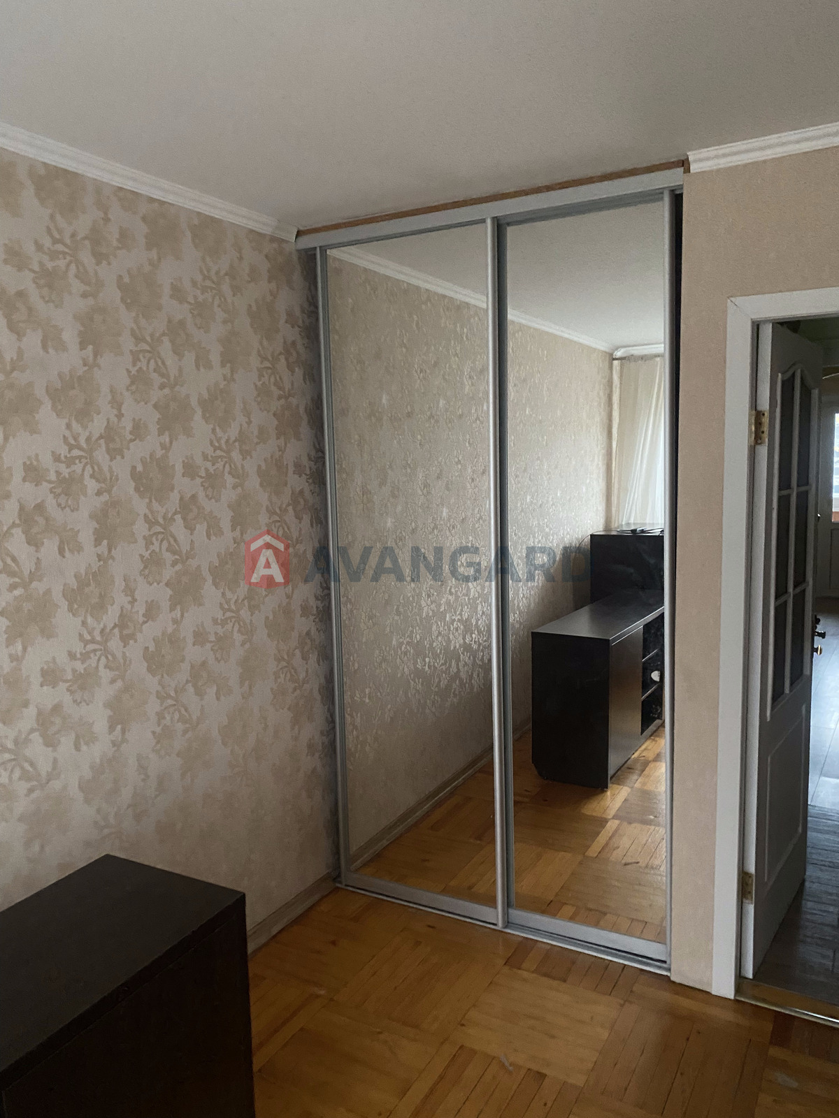 2 . , 45/-/6 . ., 4/5   8