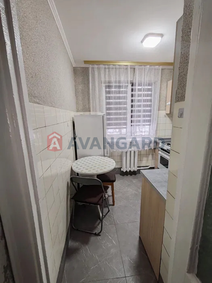 2 ��. ��������, 42/-/5 ��. �., 1/5 ������ ���� 3